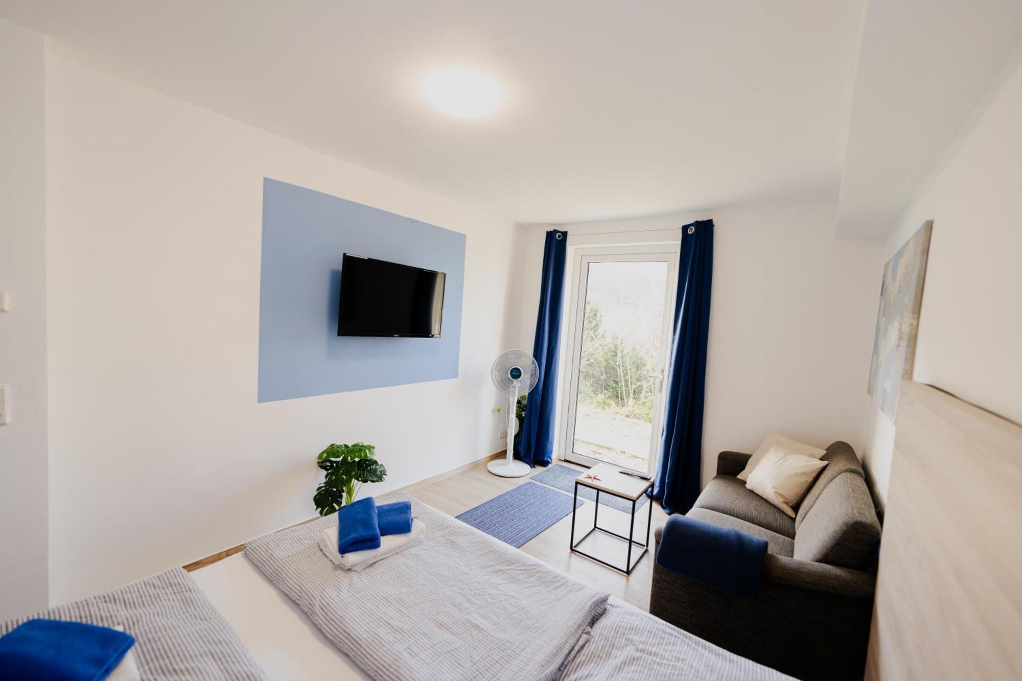 Ferienhaus Schoene Aussicht Ferienwohnung Blau Hemfurth-Edersee Esterno foto